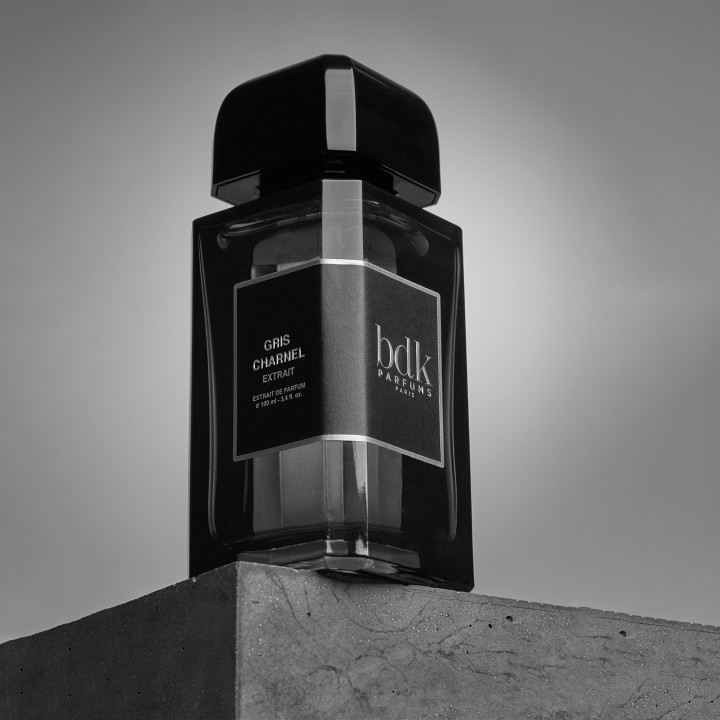 Gris Charnel Extrait de Parfum