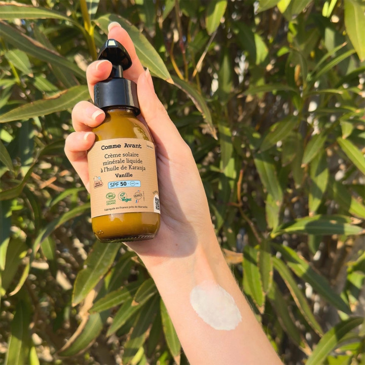 Crème solaire liquide minérale SPF 50 Vanille - Dès la Naissance