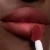 60 Lip Idôle Cuddle Blur Rouge à Lèvres Mat Fini Velours Floutant