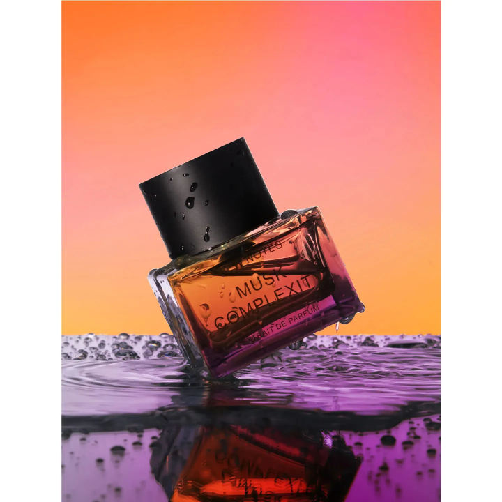 Musk Complexity Extrait de Parfum - Lifestyle