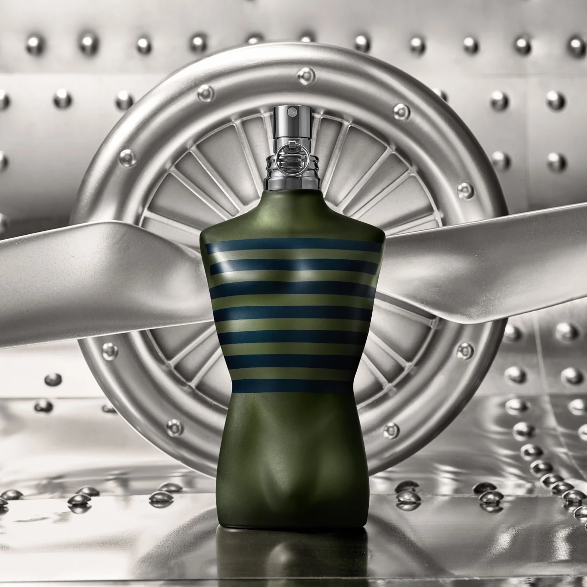 Jpg Le Male On Board - JPG Le Male 125ml Aftershave Lotion - Fragrance from ... / Creatorul acestui parfum este francis kurkdjian.