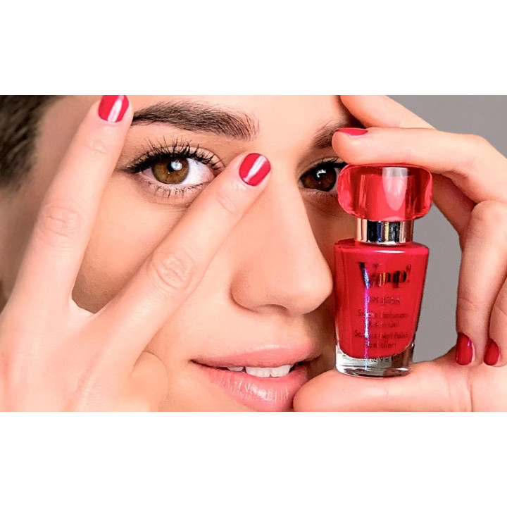 Vamp! Vernis à Ongles Parfumé Effett Gel Vernis parfumé effet gel à la fragrance noire
