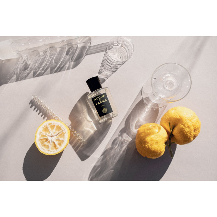 Signature Yuzu Eau de Parfum