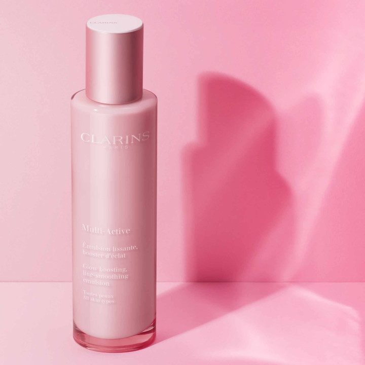Multi-Active Emulsion lissante, booster d’éclat – Toutes peaux