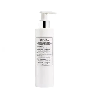 Replica By the Fireplace Gel Douche Ambré Boisé Replica By the Fireplace Gel Douche Ambré Boisé