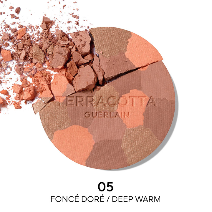 05 Terracotta Light La poudre éclat bonne mine naturelle – 96% d’ingrédients d’origine naturelle