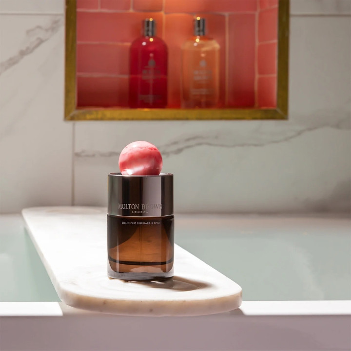 Delicious Rhubarb & Rose Eau de Parfum