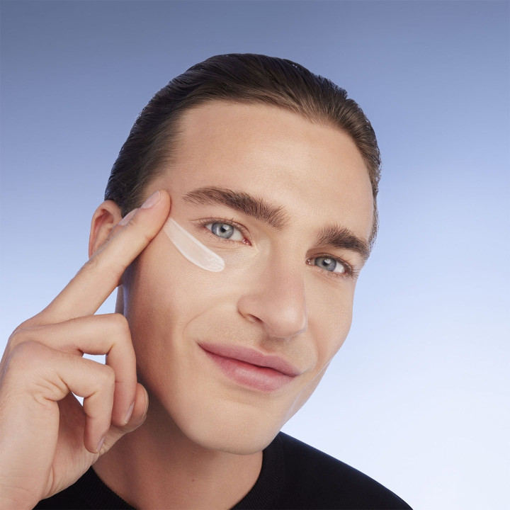 Génifique Ultimate Crème Anti-Âge Yeux
