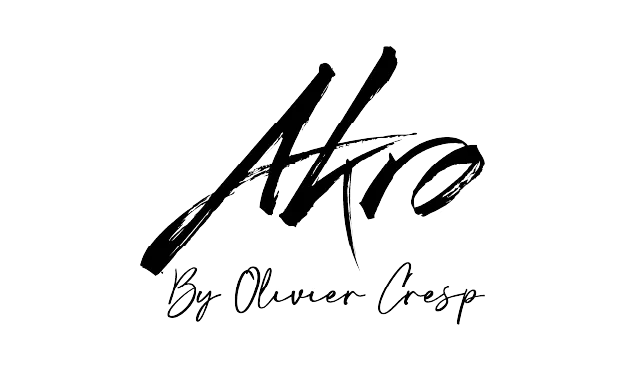 Logo de Akro
