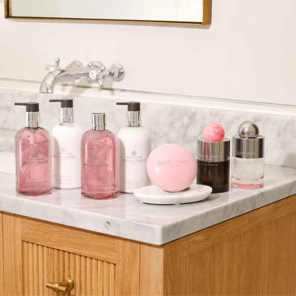 Delicious Rhubarb & Rose MOLTON BROWN - incenza