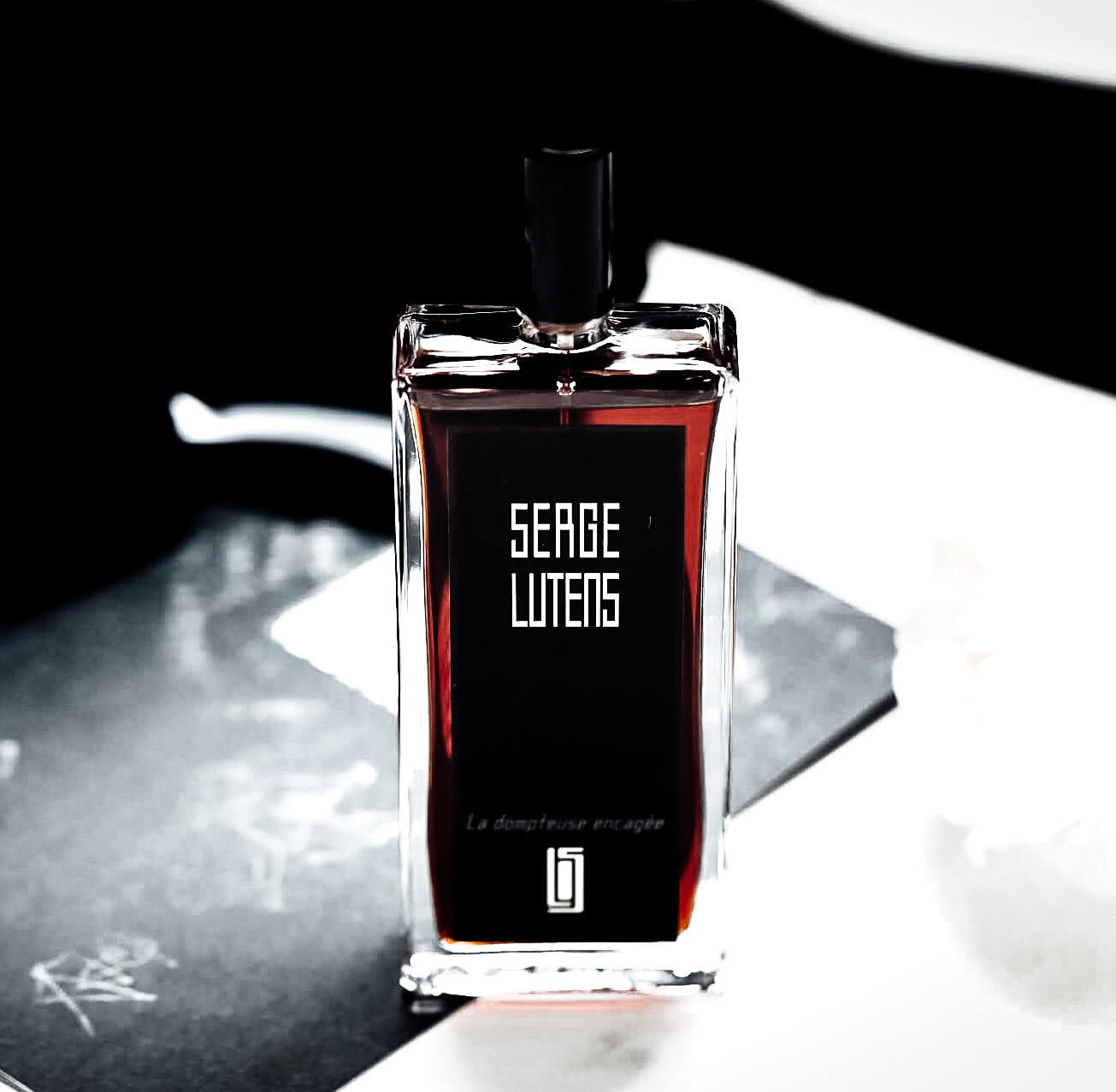 Collection Parfums à partager  Floraux Serge Lutens - Incenza