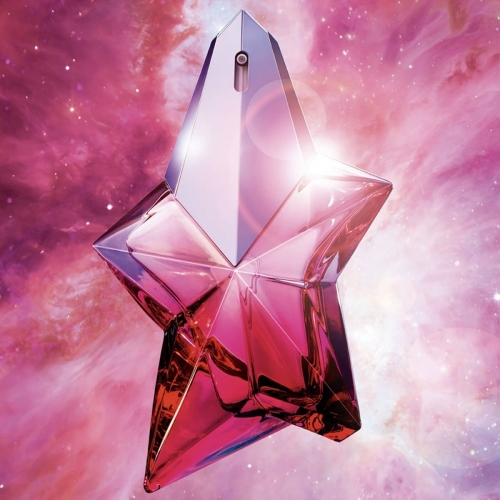 Angel Nova, le Nouvel Astre de la Galaxie Mugler